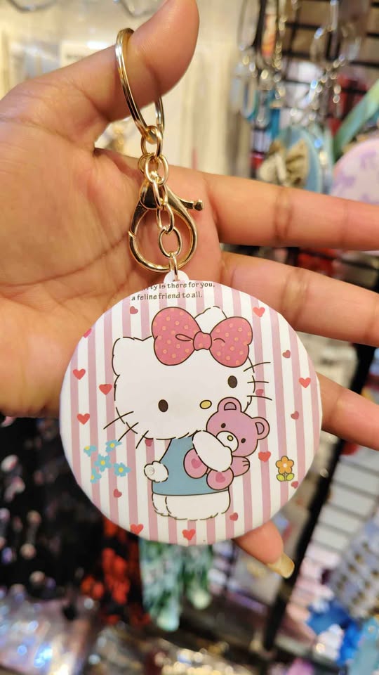 Character Round Mirror Keychain – Hello Kitty & Frozen Designs